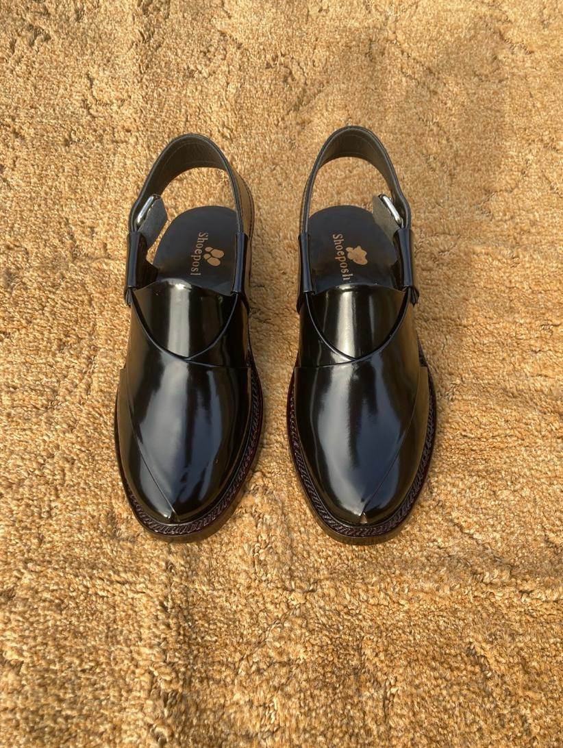 Black Glossy Peshawari Sandals